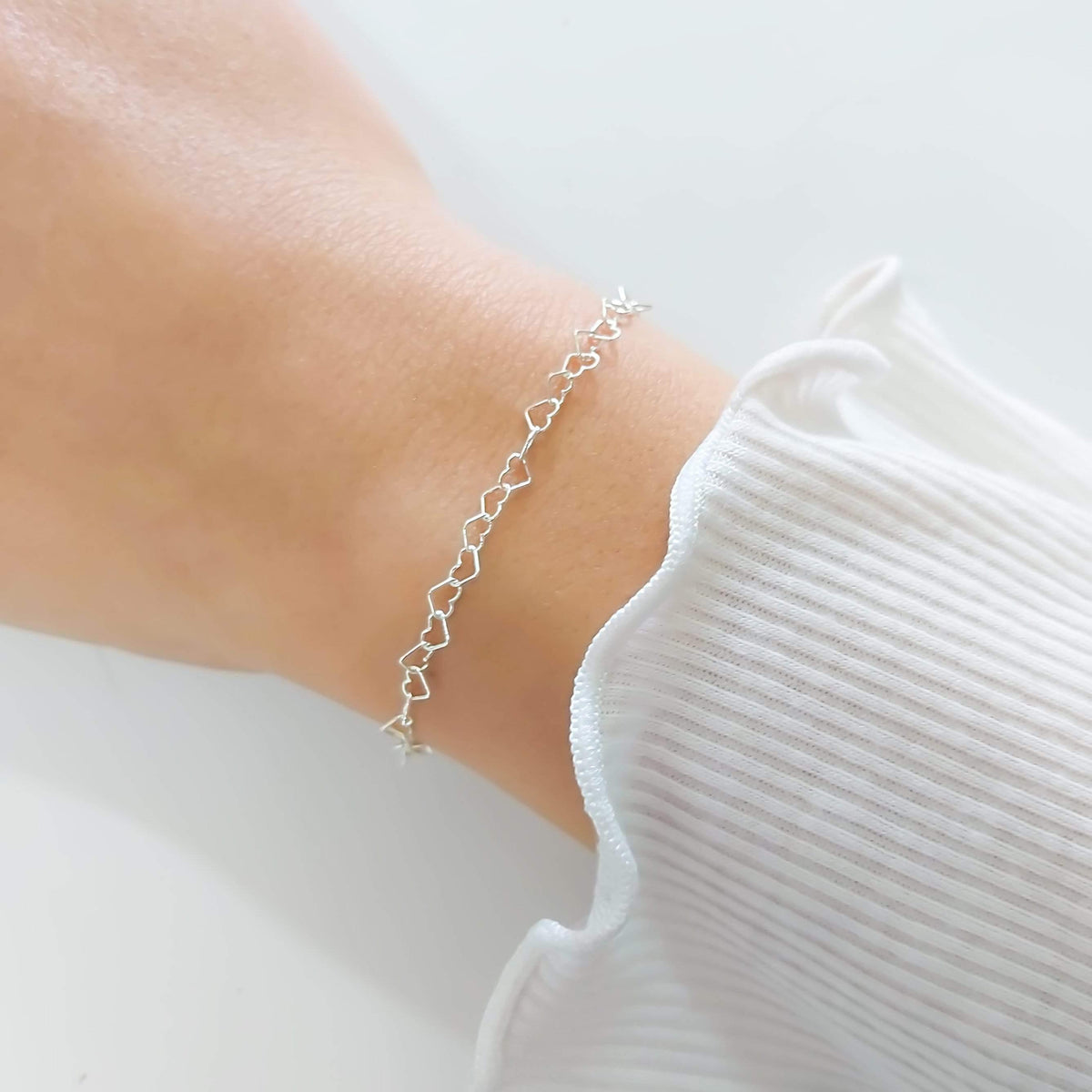 Heart Bracelet, Dainty Sterling Silver Heart Link Chain Bracelet for W–  annikabella