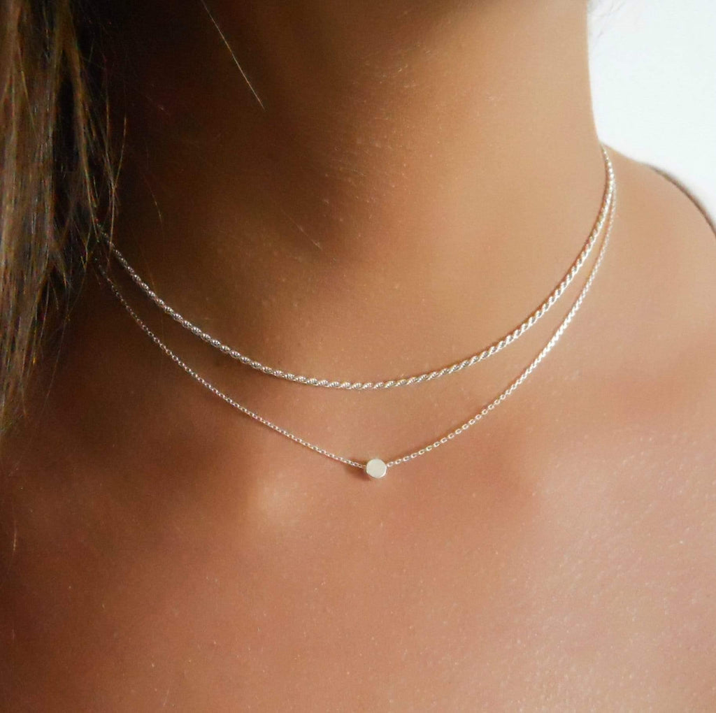 An 18ct white gold Kailis Shimmer Tranquility Lariat featuring two  semi-baroque Australian South Sea pearls … | Elegant pearl jewelry, Pearls,  Tahitian black pearls